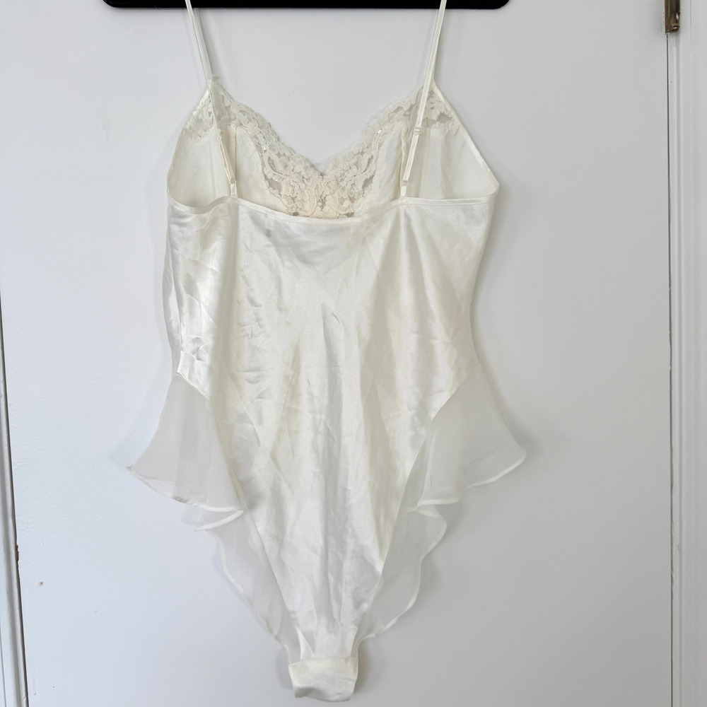 Victoria's Secret Vintage Ivory Satin Lace Sequin Ruffle Bodysuit Lingerie Large - Picture 7 of 11